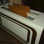 Toaster-Schnitzel an Nudeln