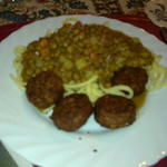 Spätzle, Linsen, Hackfleischbällchen