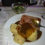 Leberkäse an Knödel